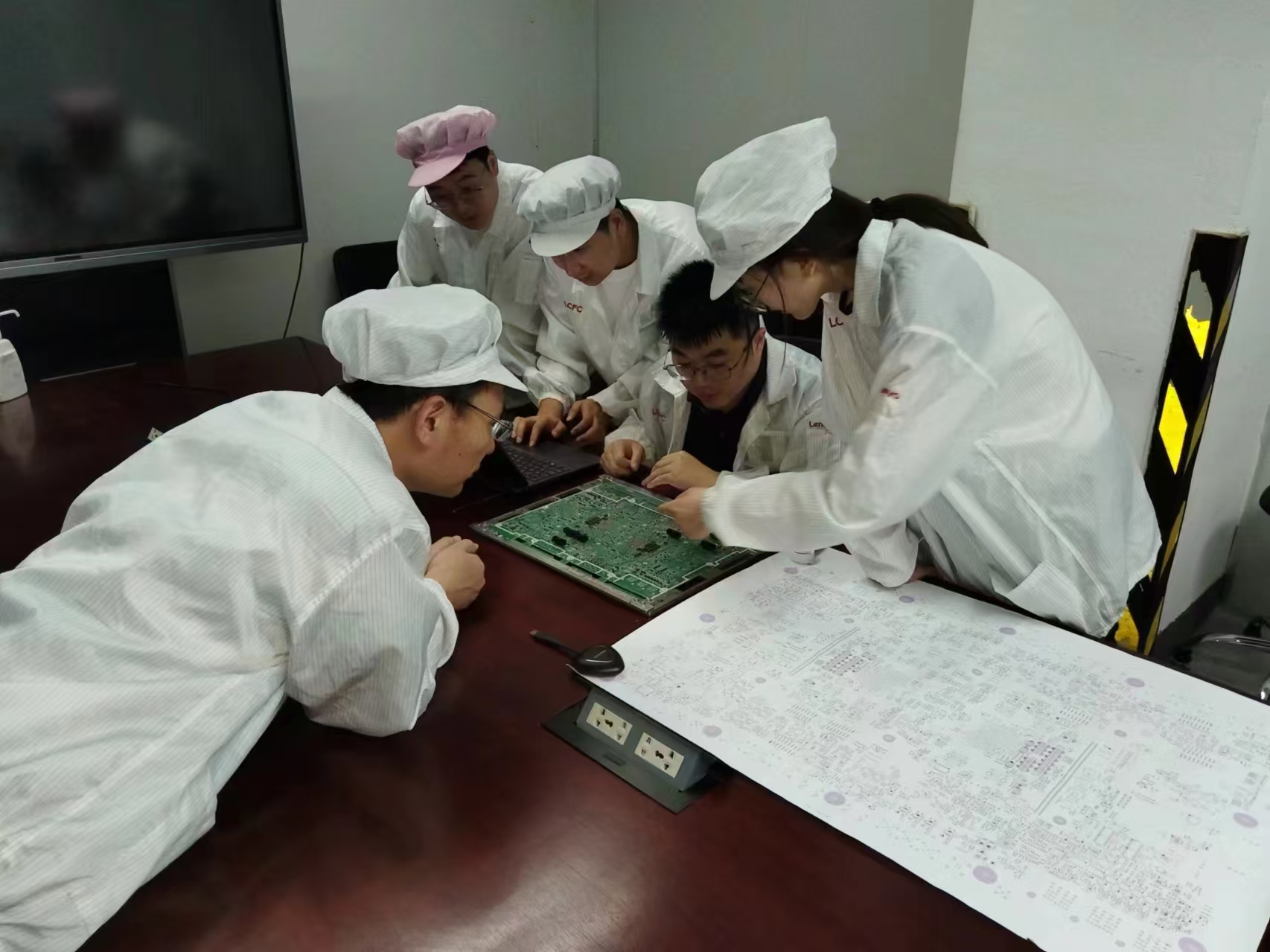 WPK官网丨wepoker安卓苹果下载丨微扑克俱乐部